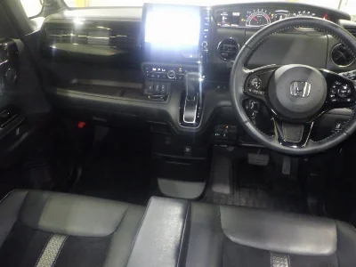 HONDA N BOX CUSTOM