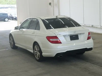 MERCEDES BENZ C CLASS