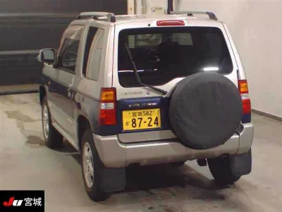 MITSUBISHI PAJERO MINI