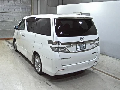 TOYOTA VELLFIRE
