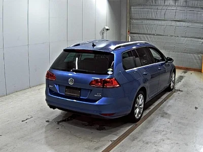VOLKSWAGEN GOLF VARIANT