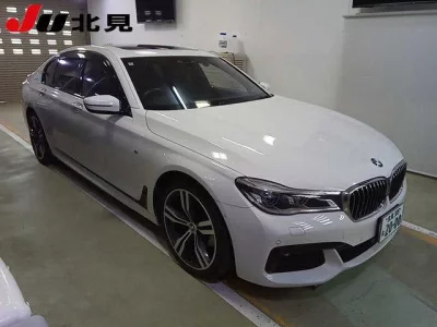 BMW 7 SERIES