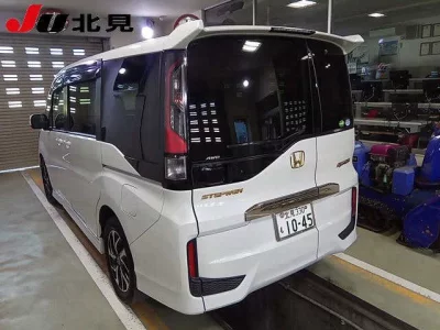 HONDA STEPWGN SPADA