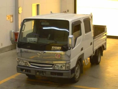 Mazda Titan