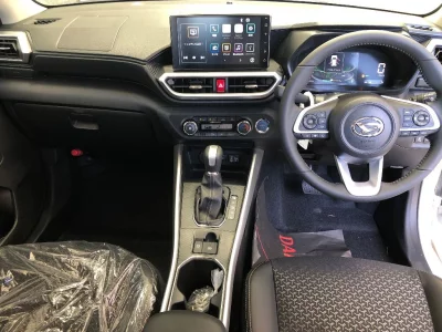 DAIHATSU ROCKY