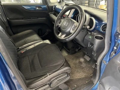 HONDA N BOX +