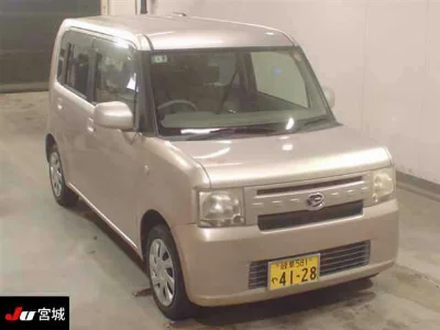 DAIHATSU MOVE CONTE