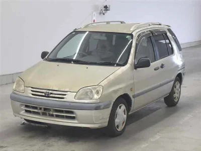 TOYOTA RAUM