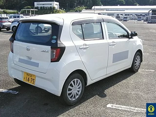 Daihatsu Mira e:S  с аукциона в Японии
