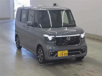 HONDA N BOX CUSTOM