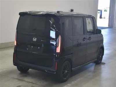 HONDA N BOX CUSTOM