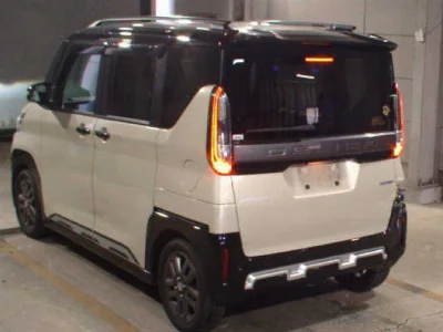MITSUBISHI DELICA MINI