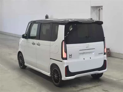 HONDA N BOX CUSTOM