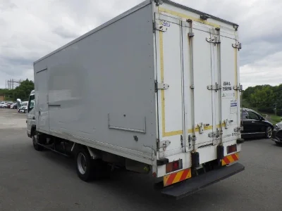 MITSUBISHI CANTER