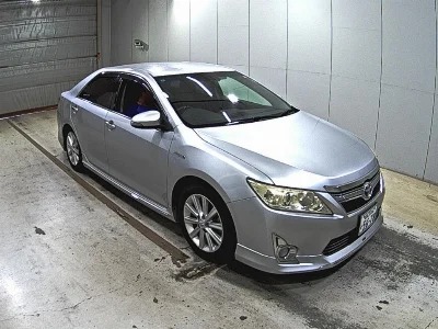 TOYOTA CAMRY