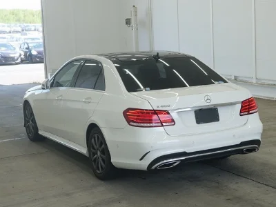 MERCEDES BENZ E CLASS