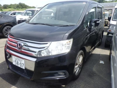 HONDA STEPWGN SPADA