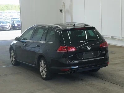 VOLKSWAGEN GOLF VARIANT