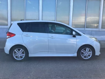 SUBARU TREZIA