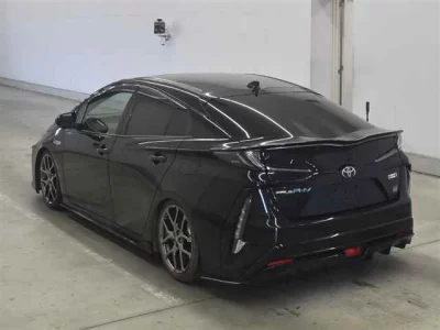 TOYOTA PRIUS PHV