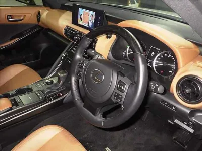LEXUS IS