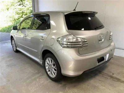 TOYOTA BLADE