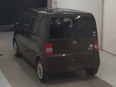 DAIHATSU MOVE CONTE