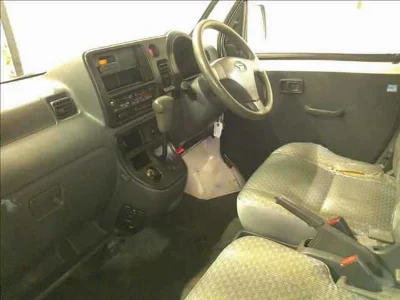 DAIHATSU HIJET VAN