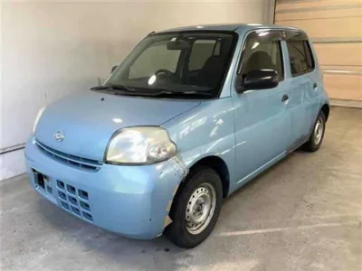DAIHATSU ESSE