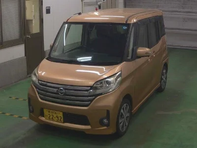 NISSAN DAYZ ROOX