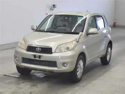 TOYOTA RUSH