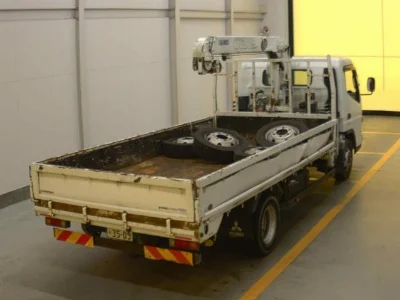 MITSUBISHI CANTER