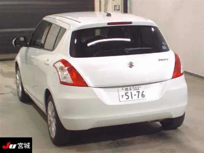 SUZUKI SWIFT