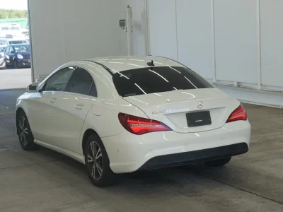 MERCEDES BENZ CLA