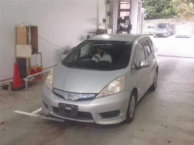 HONDA FIT SHUTTLE