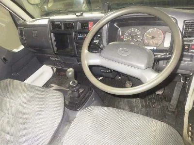 TOYOTA DYNA