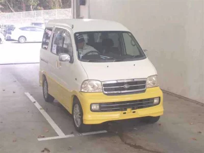 DAIHATSU ATRAI 7