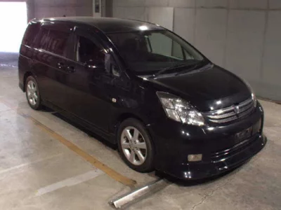 TOYOTA ISIS