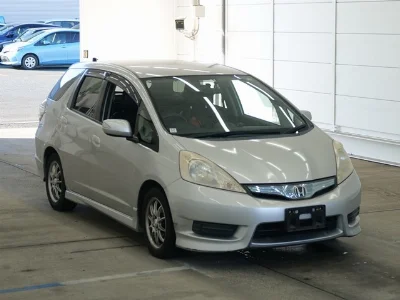HONDA FIT SHUTTLE HYBRID