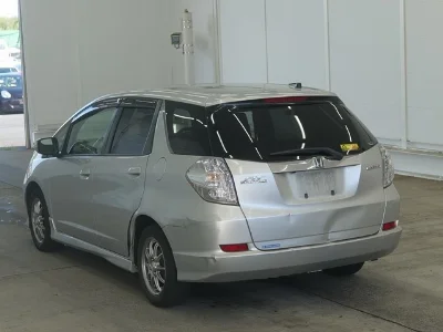HONDA FIT SHUTTLE HYBRID