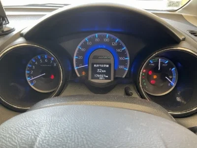 HONDA FIT SHUTTLE HYBRID