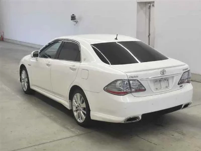 TOYOTA CROWN HYBRID
