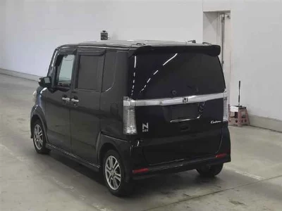 HONDA N BOX CUSTOM