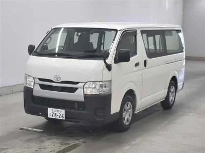 TOYOTA HIACE VAN