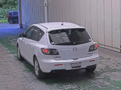 MAZDA AXELA SPORT