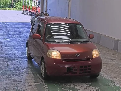 DAIHATSU ESSE