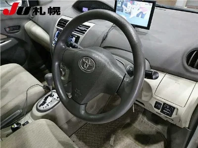 TOYOTA BELTA