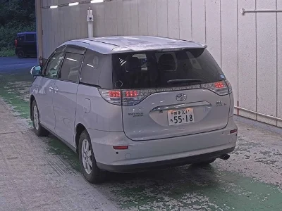TOYOTA ESTIMA HYBRID