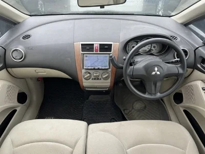 MITSUBISHI COLT PLUS