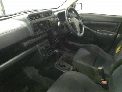 TOYOTA SUCCEED VAN